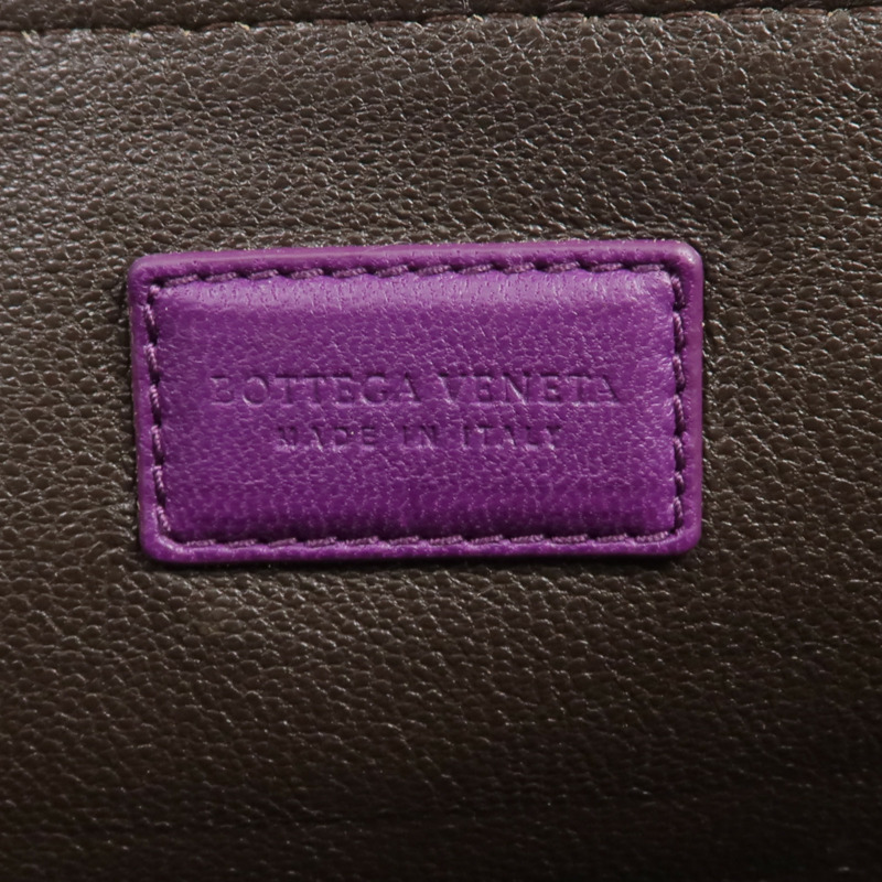 BOTTEGA VENETA 織紋皮革Pouch手拿包-10