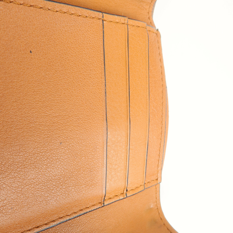 LOEWE 牛皮皮革Wallet銀扣錢包-11