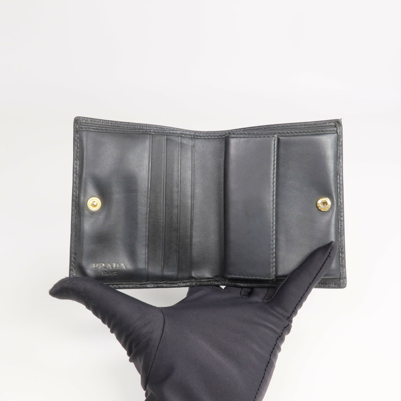 PRADA 牛皮皮革Wallet金扣錢包-6