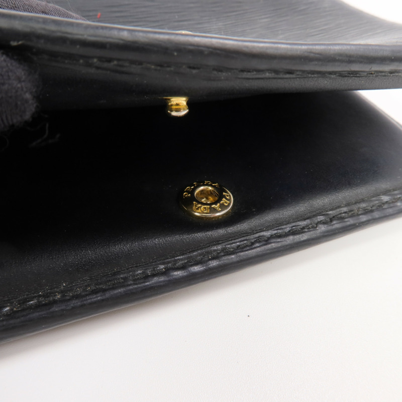 PRADA 牛皮皮革Wallet金扣錢包-9