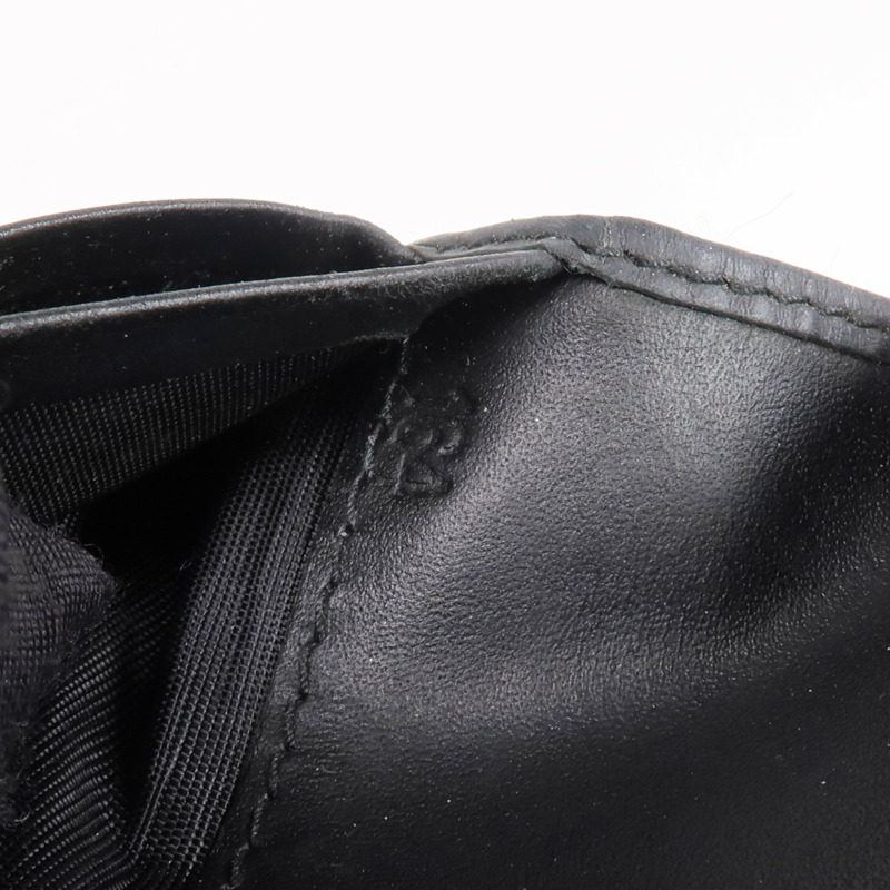 PRADA 牛皮皮革Wallet金扣錢包-13