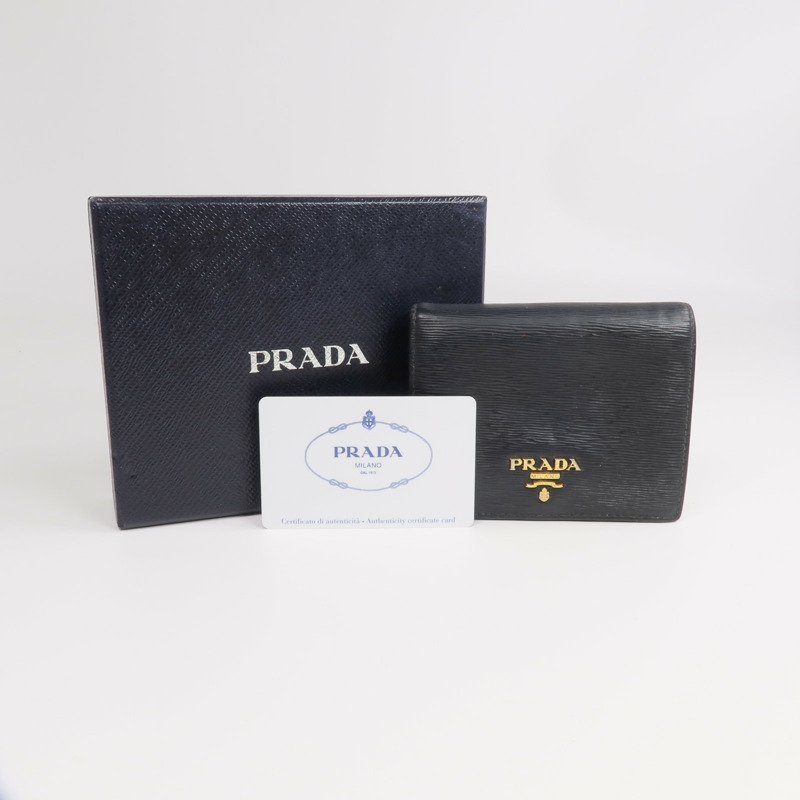 PRADA 牛皮皮革Wallet金扣錢包-18