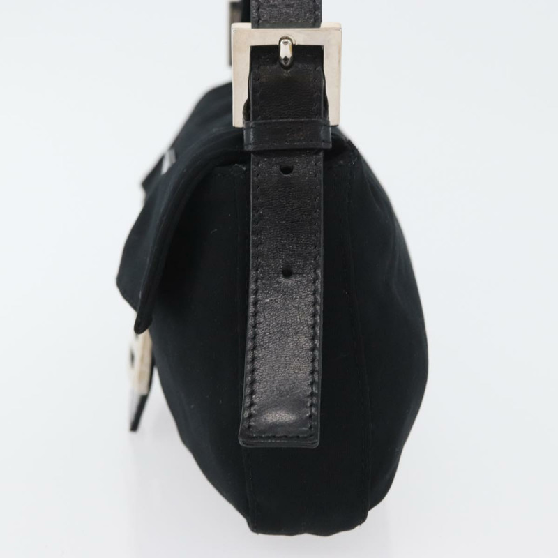 【日本直送】FENDI Mamma Baguette 肩背包 尼龍 黑色 銀色 正品 am10851V-2