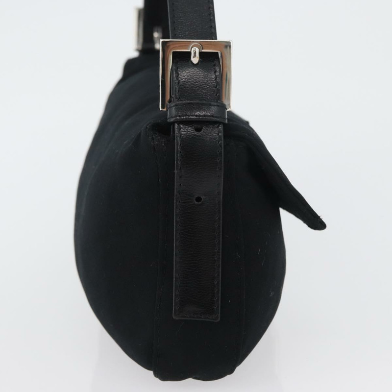 【日本直送】FENDI Mamma Baguette 肩背包 尼龍 黑色 銀色 正品 am10851V-3