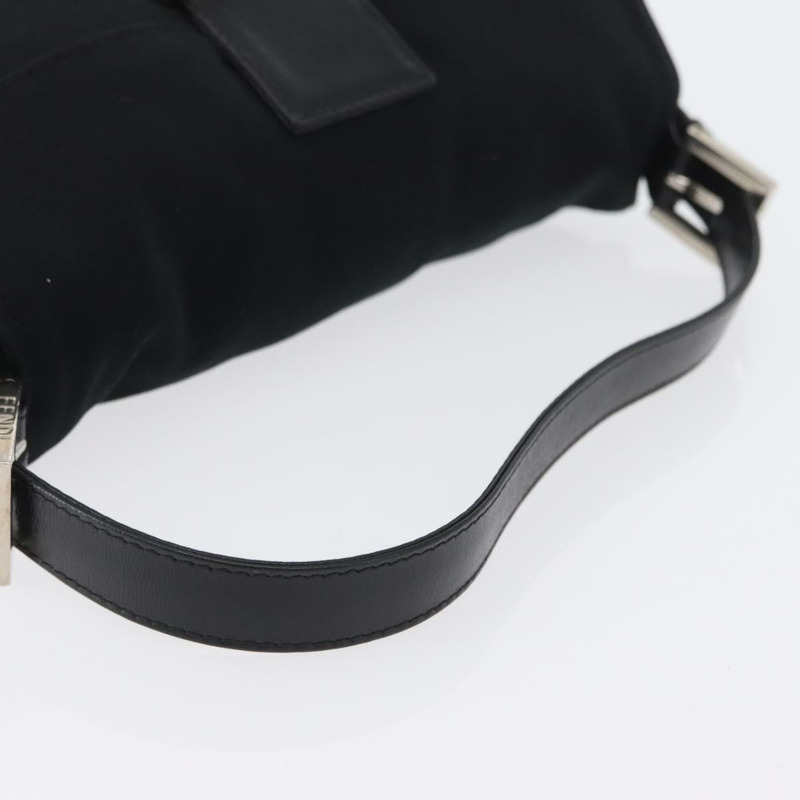 【日本直送】FENDI Mamma Baguette 肩背包 尼龍 黑色 銀色 正品 am10851V-6