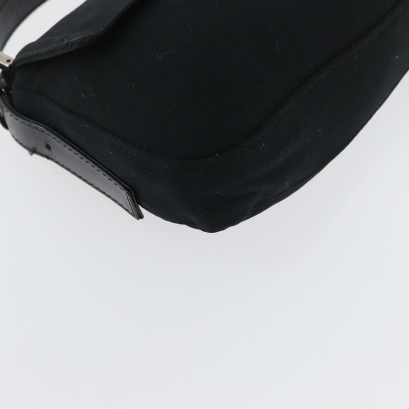 【日本直送】FENDI Mamma Baguette 肩背包 尼龍 黑色 銀色 正品 am10851V-14