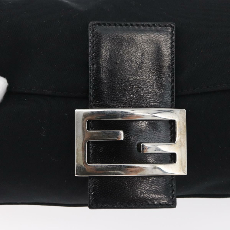 【日本直送】FENDI Mamma Baguette 肩背包 尼龍 黑色 銀色 正品 am10851V-18