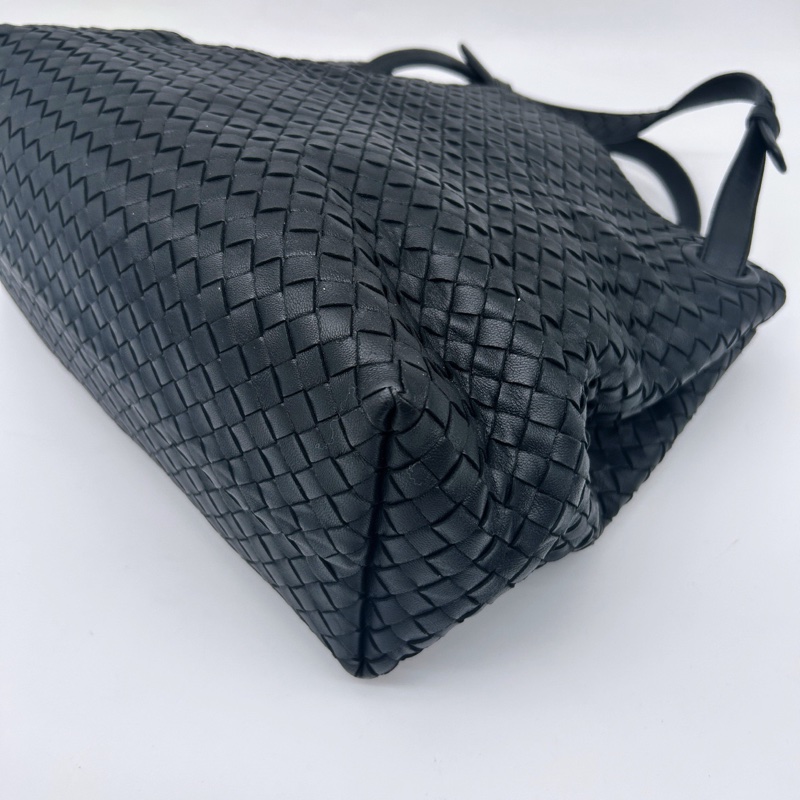 「JL精品代購」bottega veneta BV經典黑色編織雙橋手提托特包-12