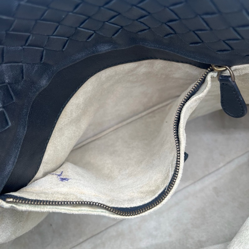 「JL精品代購」bottega veneta BV經典黑色編織雙橋手提托特包-16