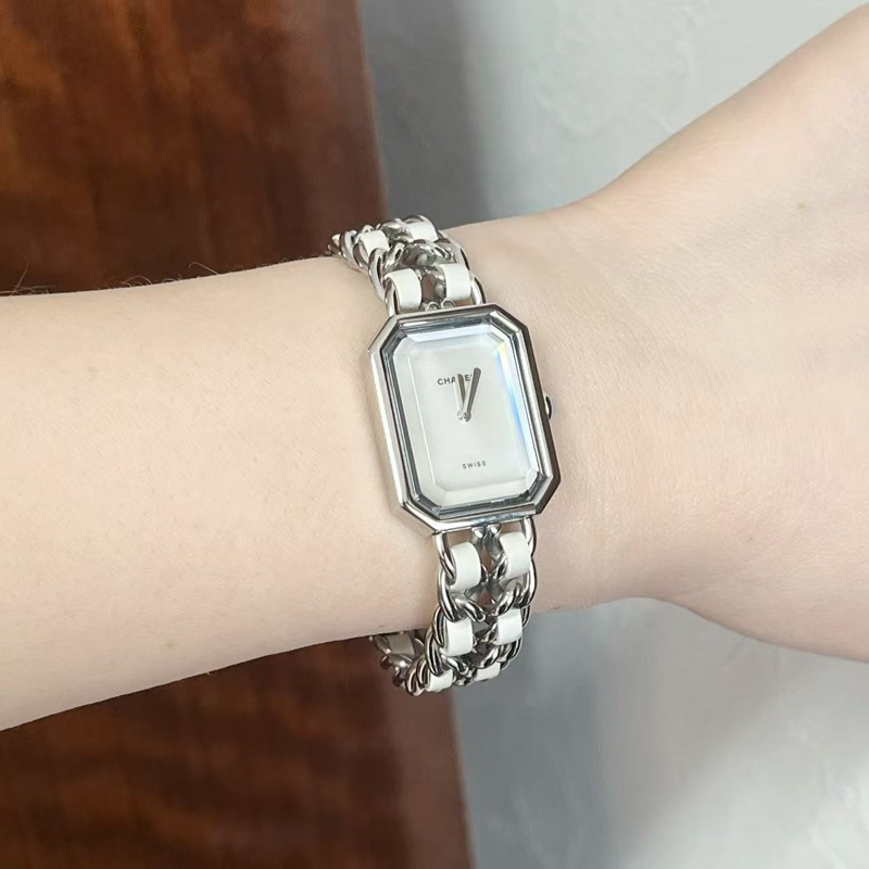 「JL精品代購」✨超稀有  香奈兒白銀貝母表盤方糖手表M碼 附保卡-2