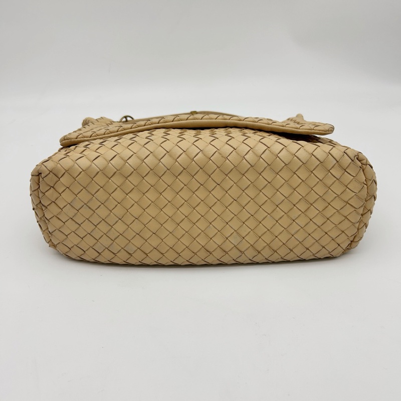 「JL精品代購」bottega veneta BV 奶茶色羊皮編織翻蓋腋下托特包-6