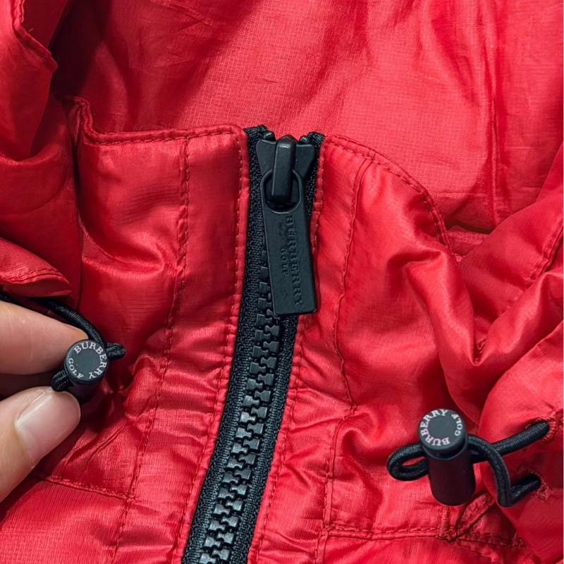 BURBERRY GOLF 紅色 二穿羽絨背心（帽和袖可收）-6