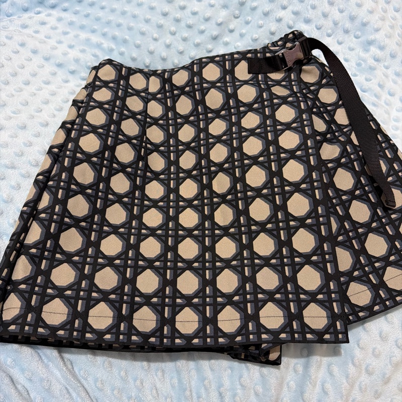 Dior 大籐格紋褲裙-4