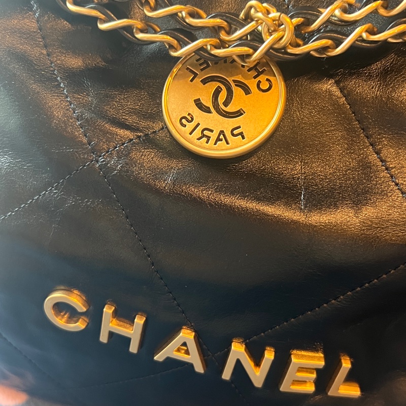【近全新晶片款】Chanel 22 黑金中號 Medium 垃圾包-3