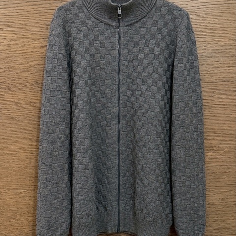 LV灰色棋盤格針織外套