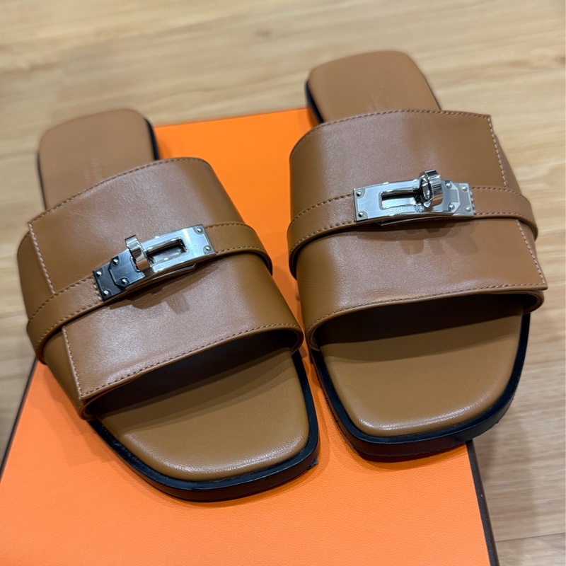 Hermès Giulia 平底涼鞋 🍊 經典金棕 x 銀扣 ✨ 愛馬仕-12