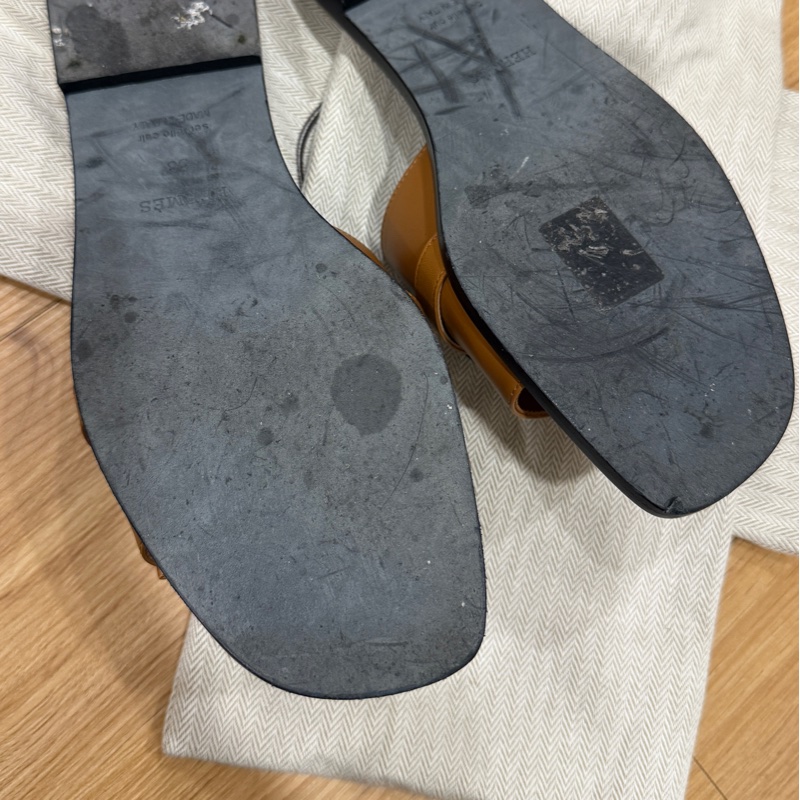 Hermès Giulia 平底涼鞋 🍊 經典金棕 x 銀扣 ✨ 愛馬仕-14