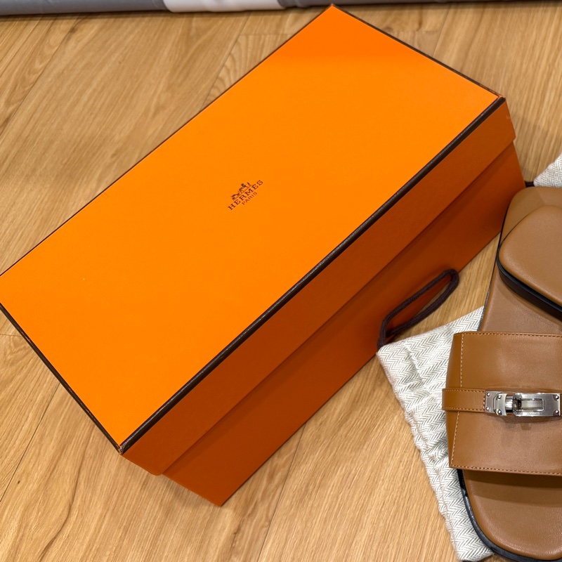 Hermès Giulia 平底涼鞋 🍊 經典金棕 x 銀扣 ✨ 愛馬仕-16