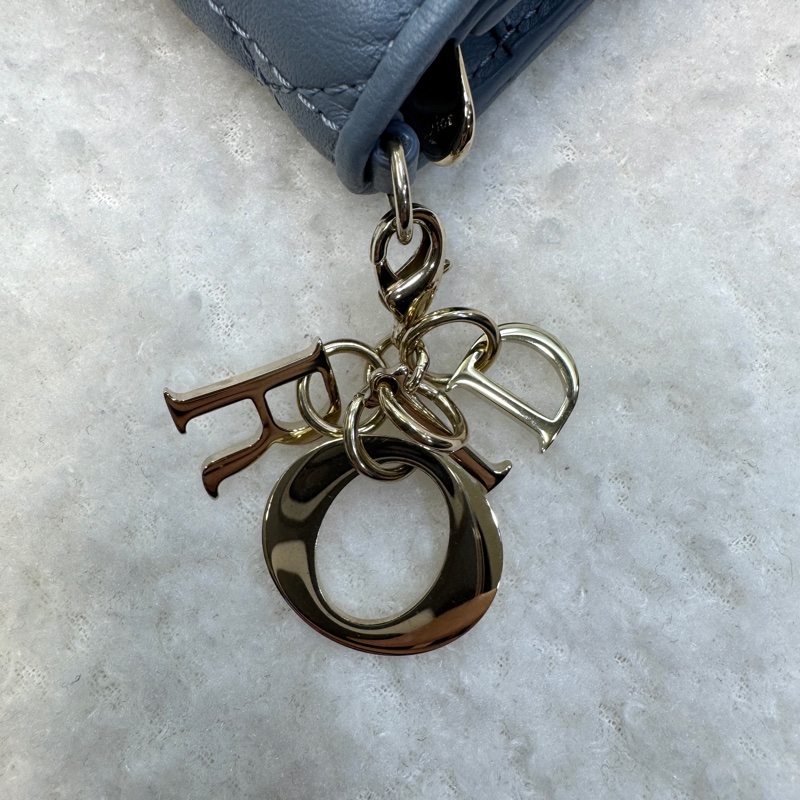 Dior 迪奧雲藍色羊皮 Lady Dior Gardenia短夾 金釦藤格紋短夾 S0178ONMJ-9