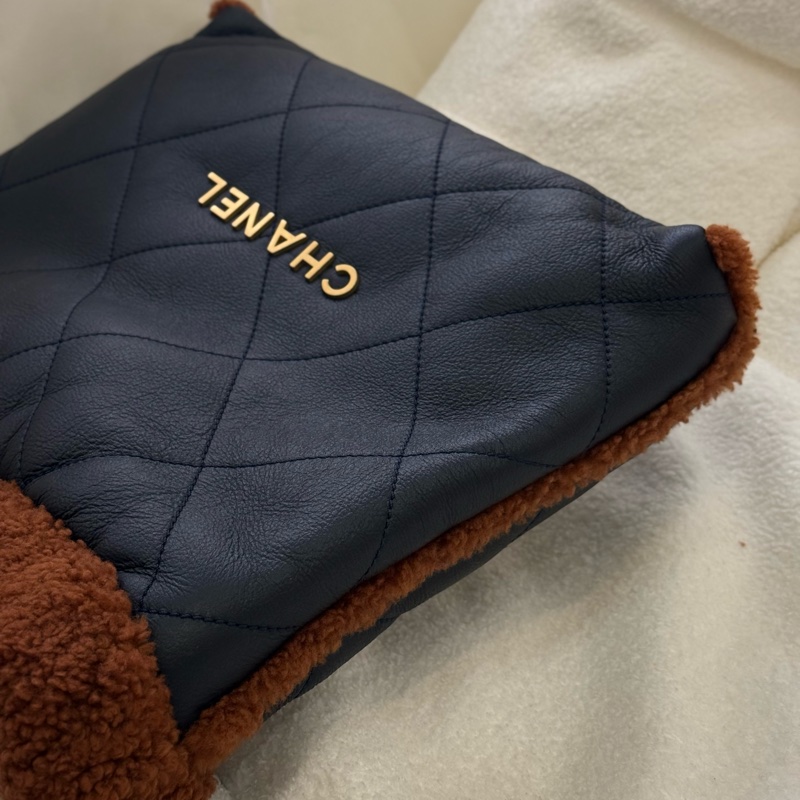 (台灣購證🇹🇼全配）Chanel 22Bag泰迪熊🧸羊羔绒中號✨最新晶片款-4
