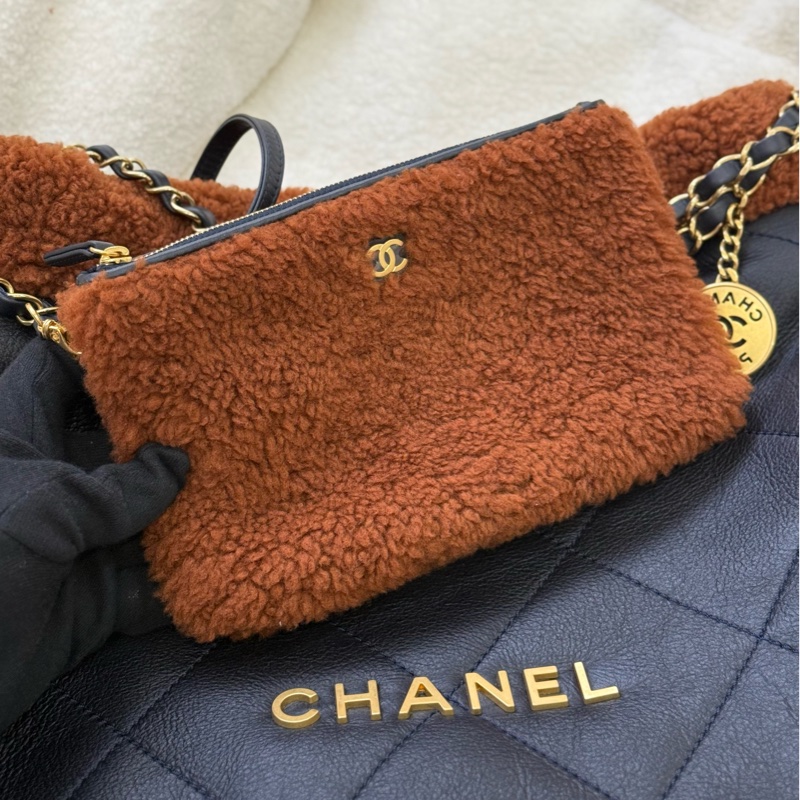 (台灣購證🇹🇼全配）Chanel 22Bag泰迪熊🧸羊羔绒中號✨最新晶片款-10