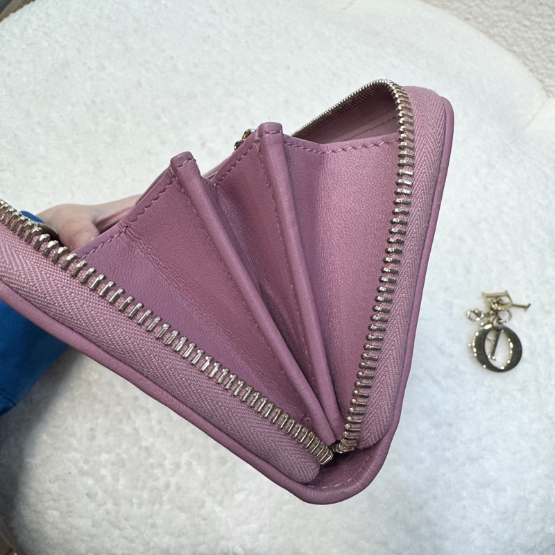 DIOR粉紫色藤格纹羊皮Lady Dior Voyageur长夹S0007ONMJ-9