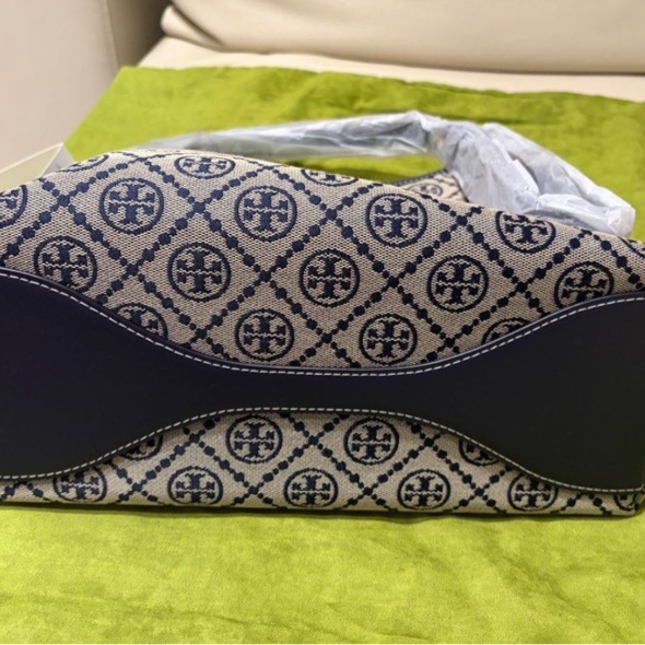Tory Burch T Monogram 經典提花+皮革背帶肩背包、斜背包兩用-7