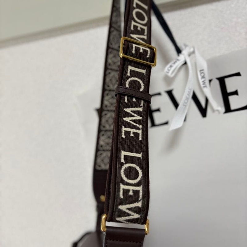 Loewe Gate 寬背帶 緹花背帶 可可棕 深咖色-2