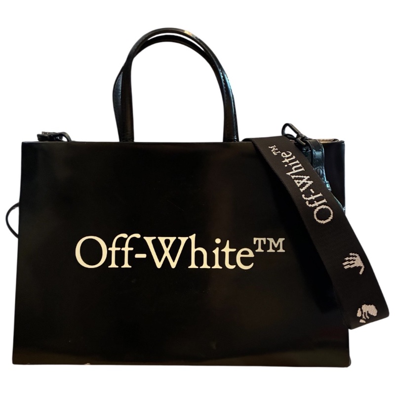 Off-White™ 黑色漆皮大容量硬底手提包/斜跨包 (34x23x14) 可放筆電iPad 不下垂 醒目LOGO 工業風背帶(108cm) Binder Clip 繫繩 個性時尚 百搭實用-7