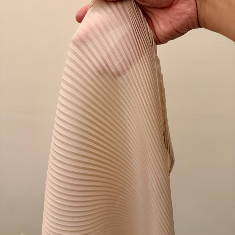 Homme Plisse 領巾-1