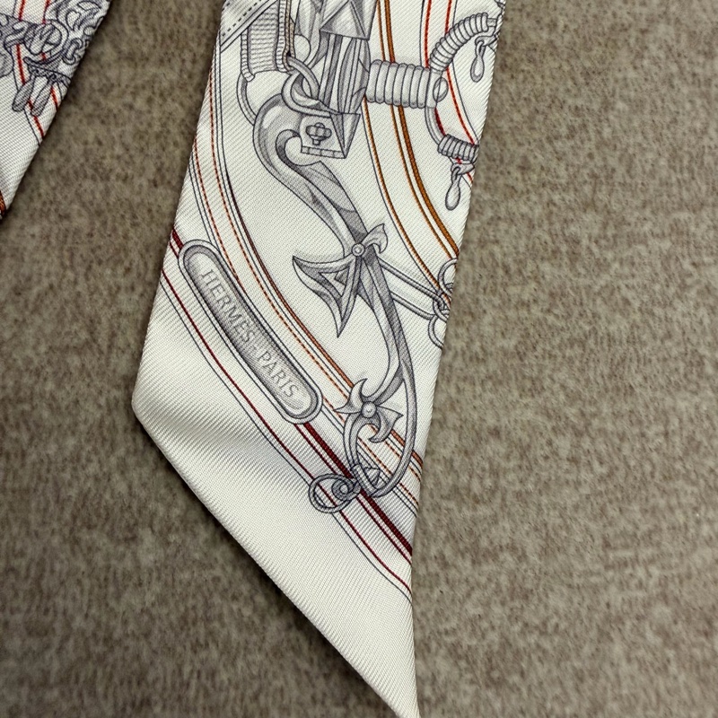 Hermes Twilly 絲巾-4