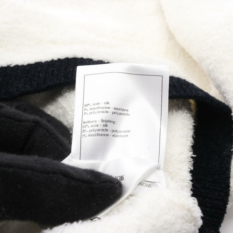 香奈兒 COCO 標誌紐扣開襟針織絲白色海軍藍二手女款 34 碼-3