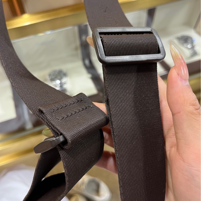 LouisVuitton 路易威登 棋盤格男士郵差包 附件：無-2