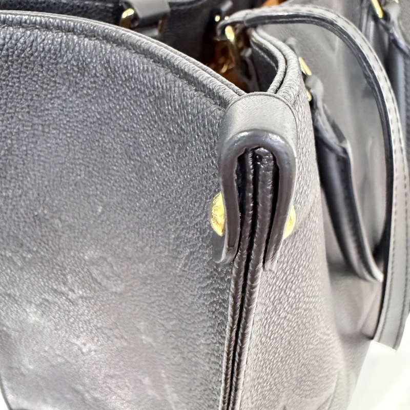 Louis Vuitton✨LV On the go 中號托特包 黑色壓紋 全皮芯片款-16