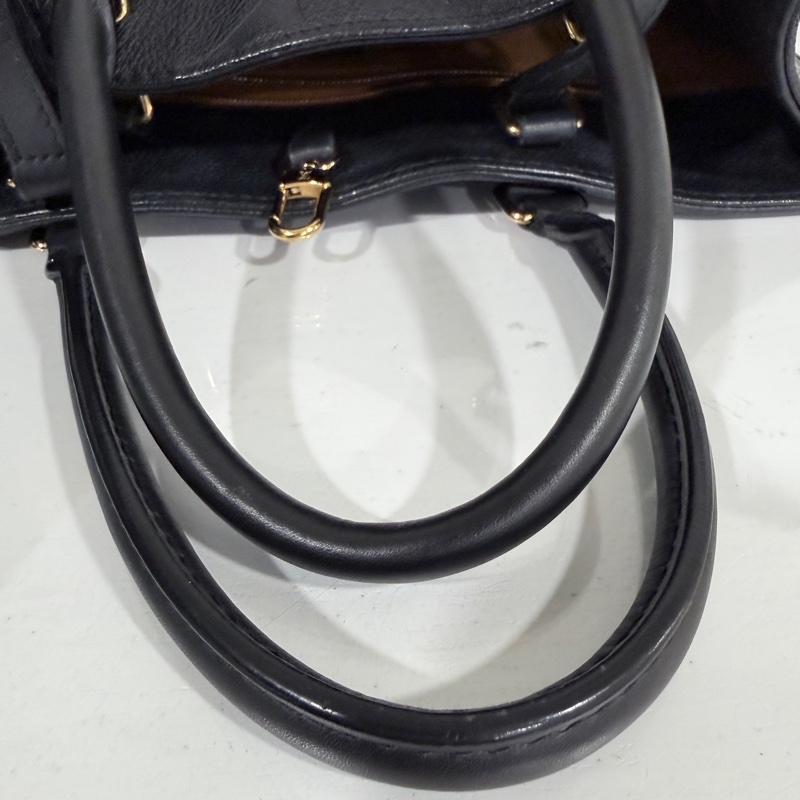 Louis Vuitton✨LV On the go 中號托特包 黑色壓紋 全皮芯片款-25