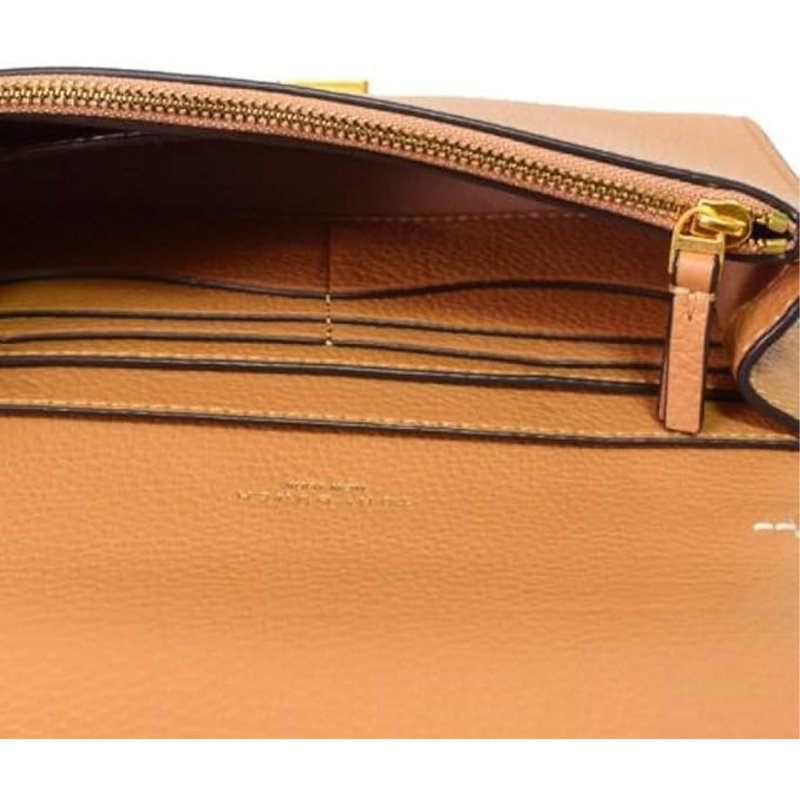 【TORY BURCH】素面皮革翻蓋斜背包-焦糖-3