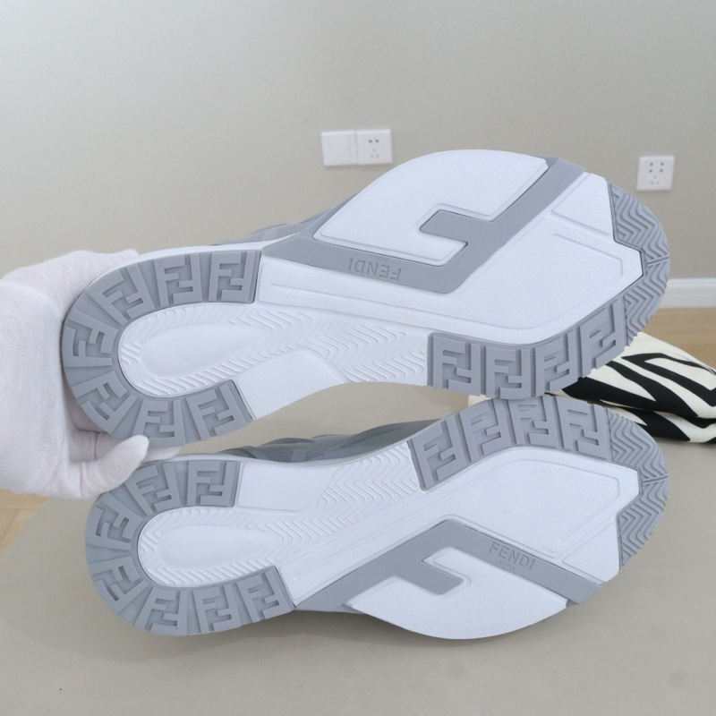 閒置新 未使用 Fendi Flow 男鞋,10碼/44碼,配件防塵袋-7