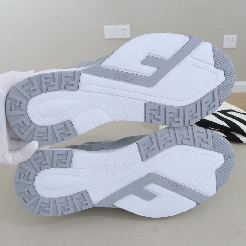 閒置新 未使用 Fendi Flow 男鞋,10碼/44碼,配件防塵袋-8