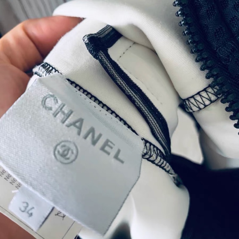 Chanel短袖34碼-4
