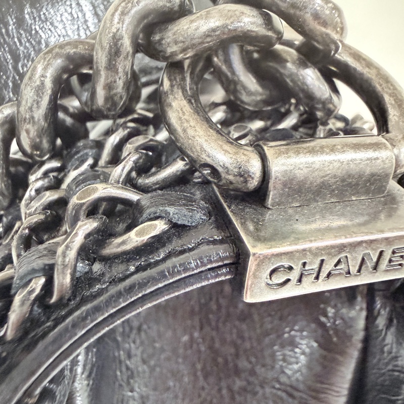 Chanel✨黑色銀釦 油蠟皮 鏈條滾邊 leboy25-15