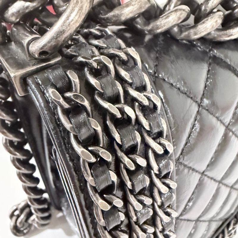 Chanel✨黑色銀釦 油蠟皮 鏈條滾邊 leboy25-36