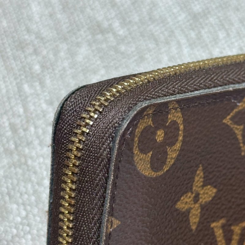 LV 拉鍊零錢包（晶片款）-11