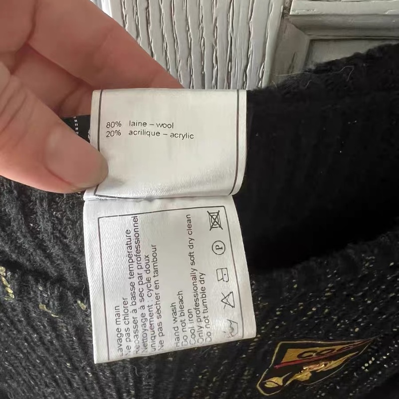 Chanel勛章毛衣40碼-3