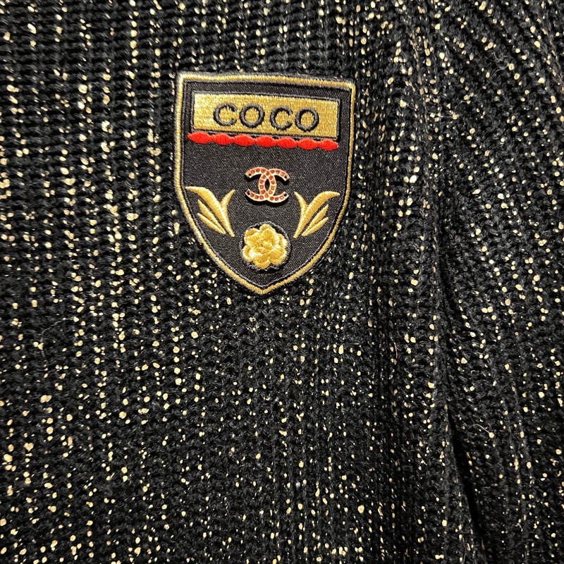 Chanel勛章毛衣40碼-1