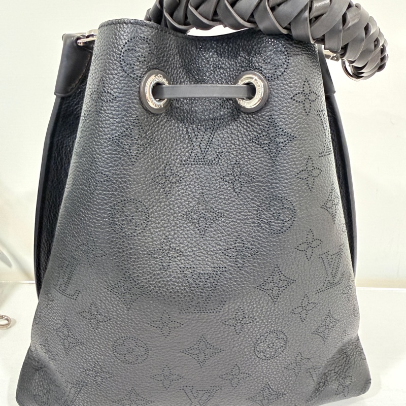 Louis Vuitton✨Lv muria Bella鏤空全皮月光女神水桶包-2
