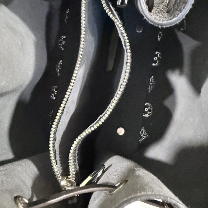 Louis Vuitton✨Lv muria Bella鏤空全皮月光女神水桶包-4