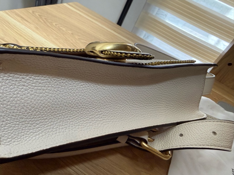 coach tabby 26 白色走珠肩背包/可斜背肩背-2