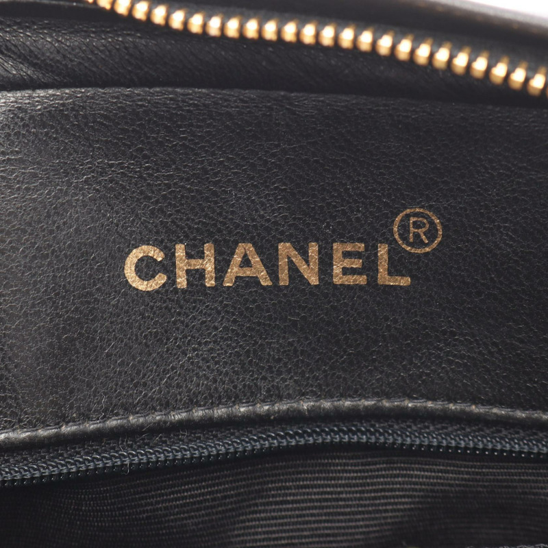 香奈兒 (CHANEL) 絎縫 Diana 翻蓋鏈條單肩包，羊皮材質，黑色，金色五金，二手女款-3