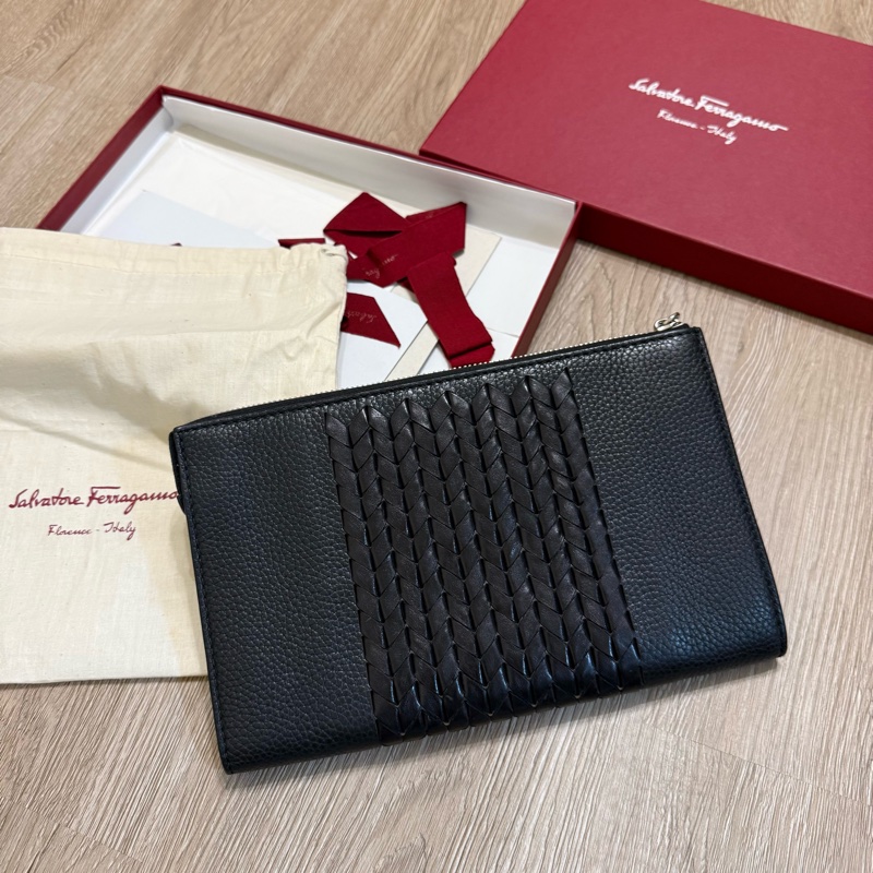 瑞奇二手精品 Ferrgamo 手拿包 近新品-0