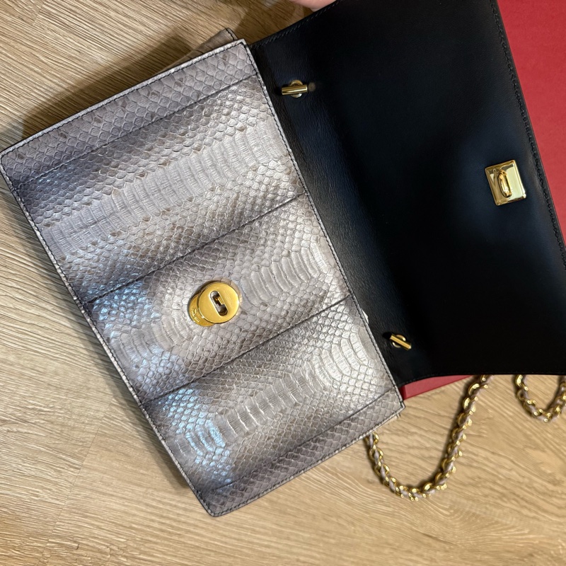 瑞奇二手精品 Ferrgamo 蛇皮鏈包 近新品-2